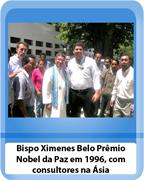 Bispo_Ximenes_Belo_Premio_Nobel_da_Paz_em_1996_com_consultores_na_Asia